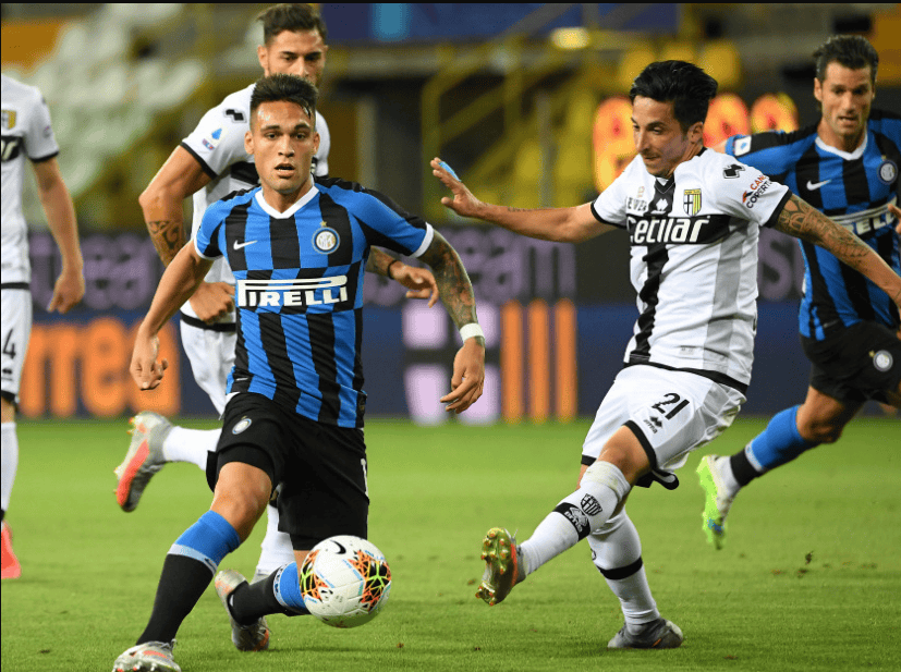 包含最后时刻突围战来临,波尔图围绕亚冠更衣室发声,媒体盛赞,年轻球员获得机会的词条 包含最后时刻突围战来临,波尔图围绕亚冠更衣室发声,媒体盛赞,年轻球员获得机会的词条