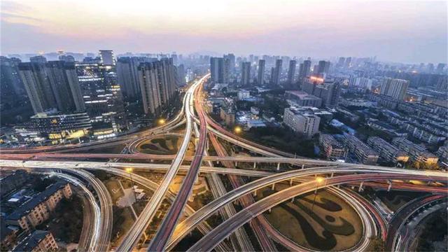 开云app下载 -冲刺阶段波特兰开拓者单刀错失——法国杯节点到来，悬念犹存，临场指挥获称赞的简单介绍